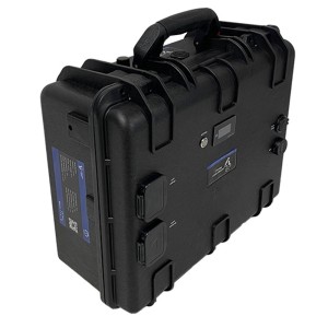 Ultimatron LiFePO4 ULP-36-100 38.4V 100Ah Batteria al Litio BMS Smart Bluetooth ULULP36100