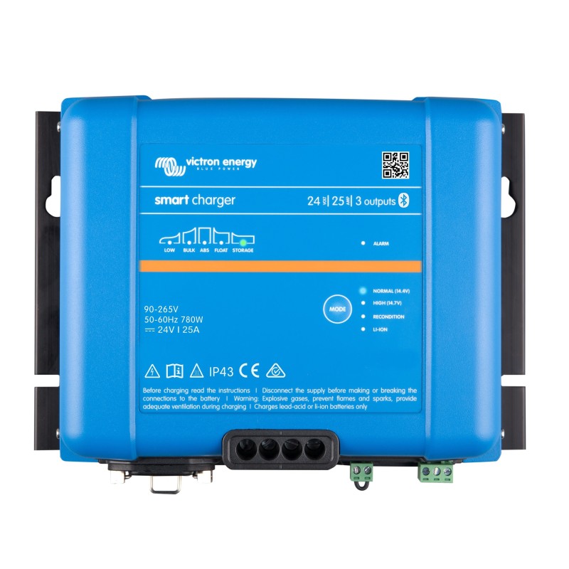 Victron Phoenix Smart IP43 24/25 Caricabatterie 24V 25A 3 Uscite da parete con Bluetooth