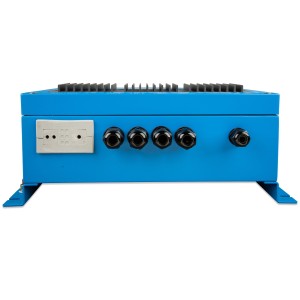 Victron Skylla 24/35 IP65 Caricabatterie 24V 35A 2 uscite + 4A banco batterie 200/600Ah
